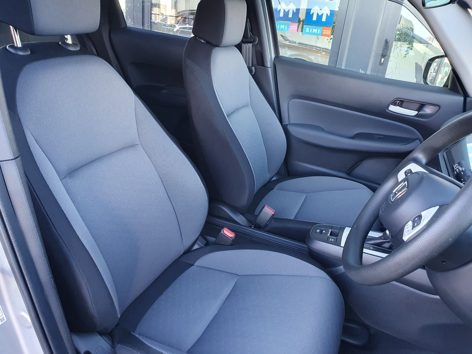 2020 Honda Jazz - image 10