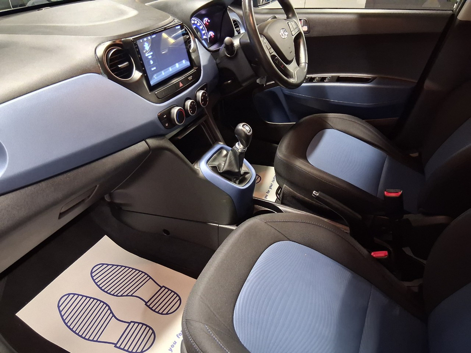 2019 Hyundai i10 - image 7