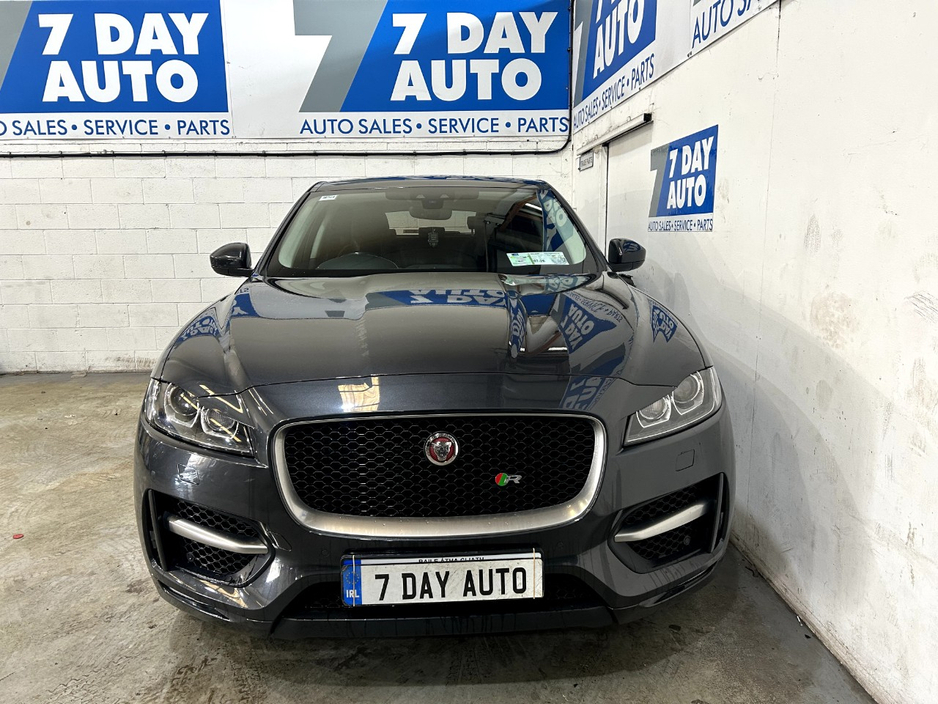 2020 Jaguar F-Pace - image 2