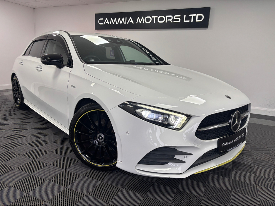2018 Mercedes-Benz A Class *MERCEDES BENZ A180* *HEATED MEMORY ADJUSTABLE ELECTRIC SEATS* *REVERSE CAMERA* *PARKING SENSORS* *AMBIENT LIGHTING* *KEYLESS ENTRY* *BLIND SPOT ASSIST* *FINANCE AVAILABLE* *TRADE INS WELCOME €23,950