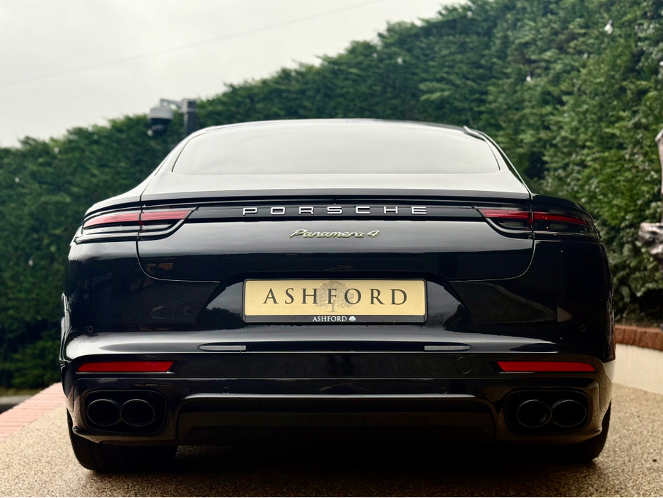 2018 Porsche Panamera 3.0 EHYBRID 4 5DR AUTO €56,950
