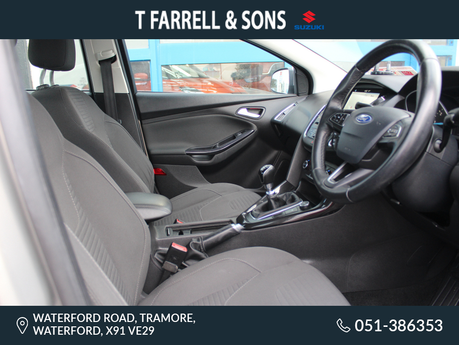 2018 Ford Focus - image 11