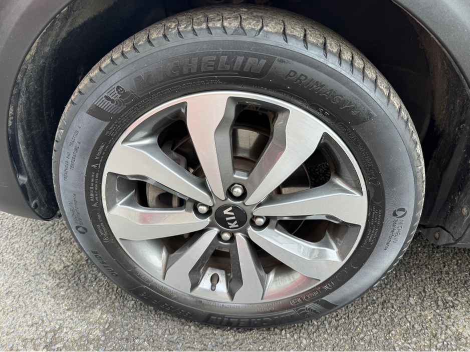 2021 Kia Stonic - image 9