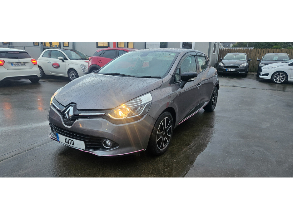 2015 Renault Clio lutecia automatic 1.2 petrol dynamique low kms €8,995