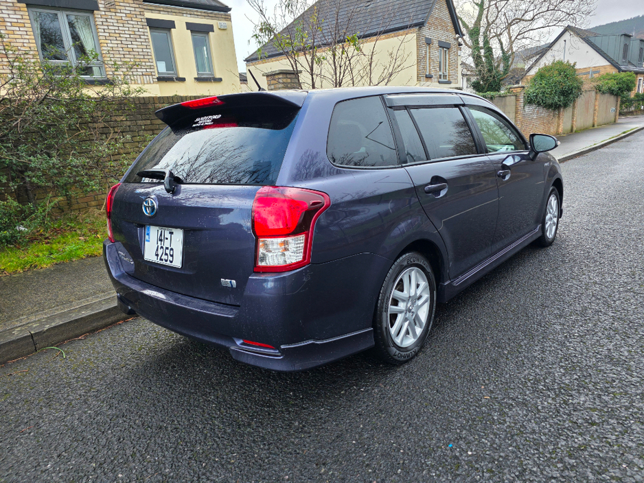 2014 Toyota Corolla Fielder 5DR Auto €7,950