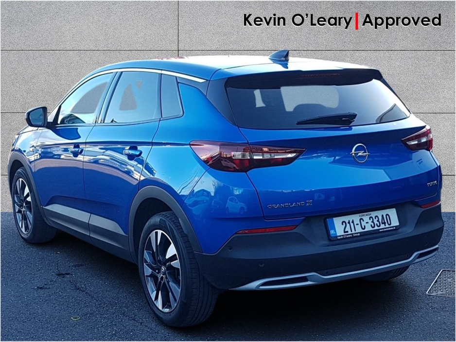 2021 Opel Grandland X - image 3