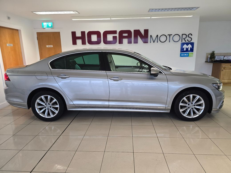 2017 Volkswagen Passat Highline 2.0 TDi Automatic Saloon €13,950