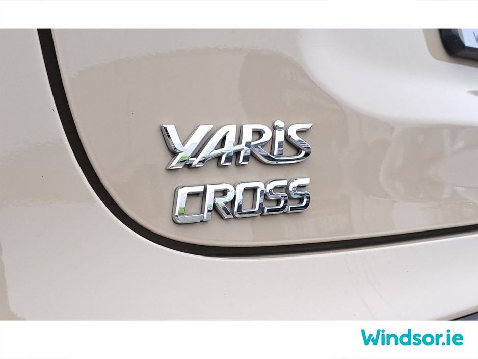 2023 Toyota Yaris Cross - image 35