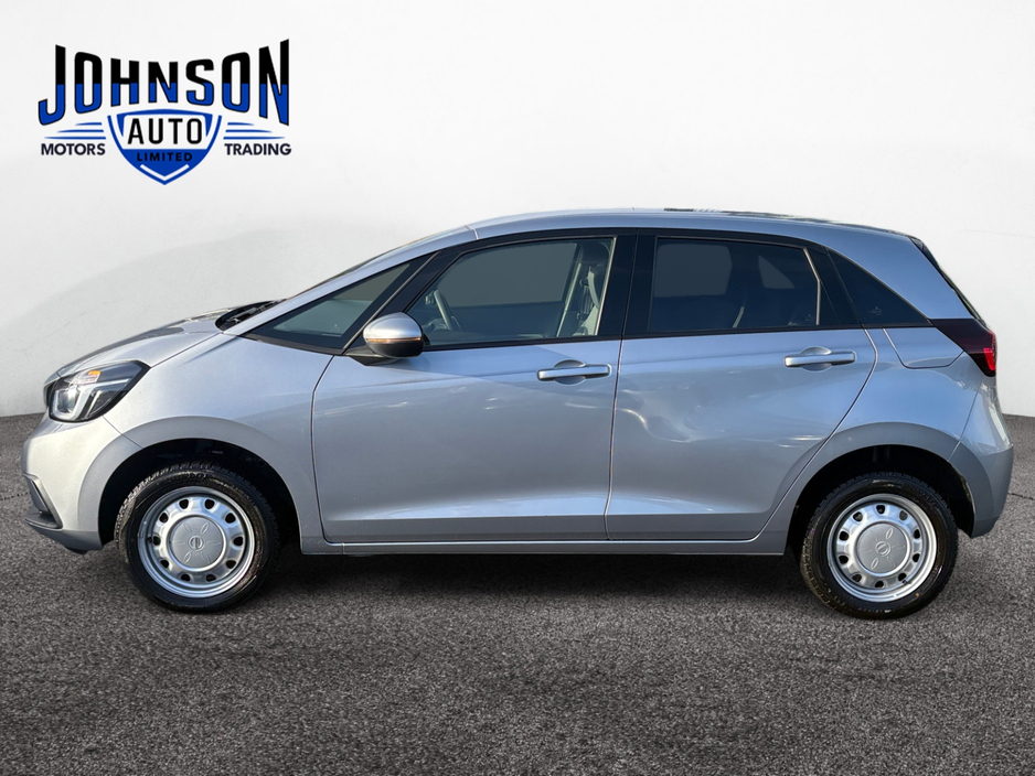 2022 Toyota Sienta 1.5 Petrol Auto €19,950