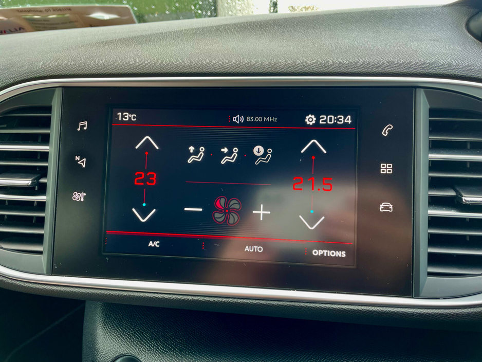 2018 Peugeot 308 - image 40