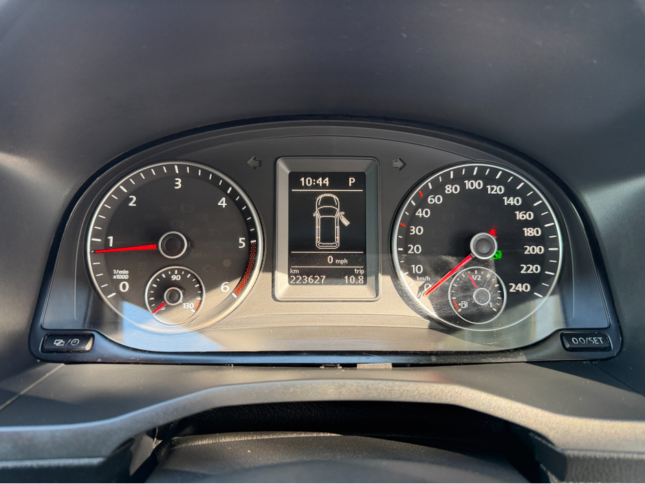 2016 Volkswagen Caddy - image 17