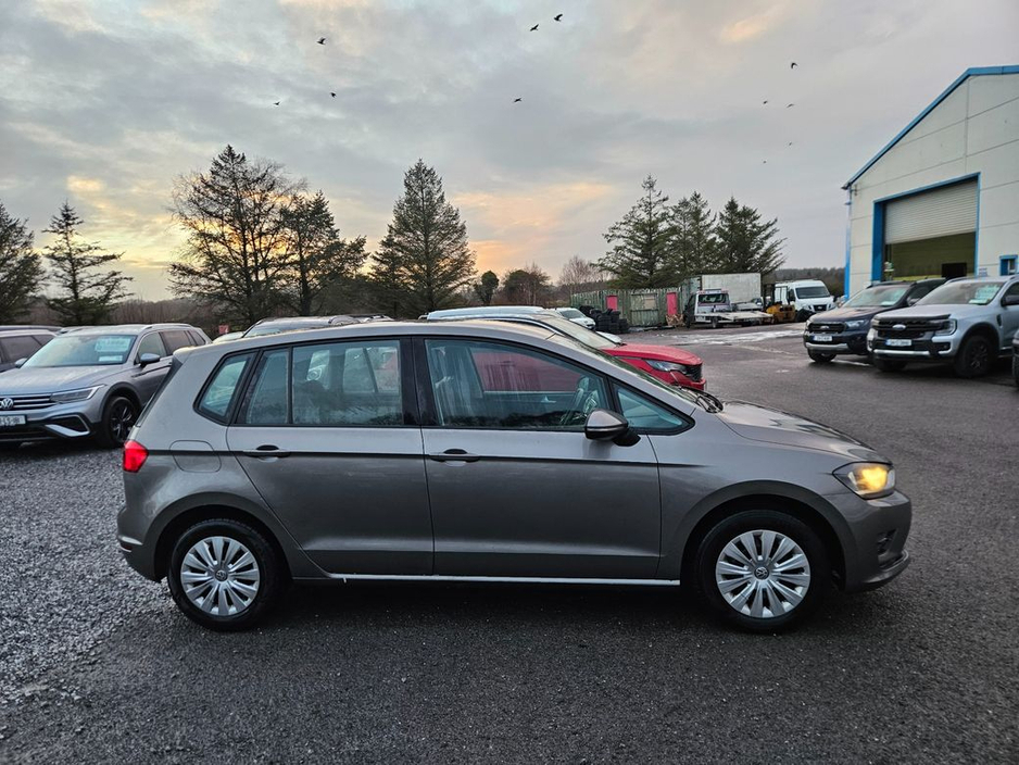 2016 Volkswagen Golf SV TL 1.6tdi M5F 110HP 5DR €12,990