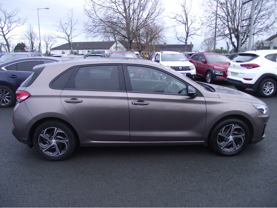 2021 Hyundai i30 I 30 1.6CRDI DELUXE 5DR €17,950