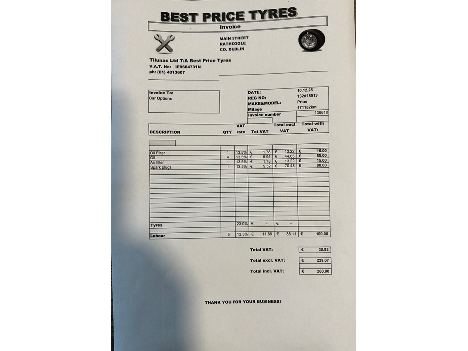 2013 Toyota Prius - image 13
