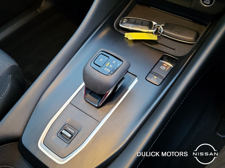 2023 Nissan Qashqai 1.3 PET MILD HYBRID SV PREMIUM CVT