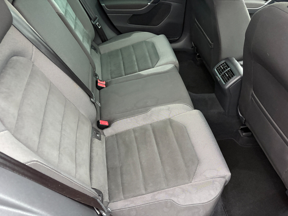 2018 Volkswagen Golf  €16,500