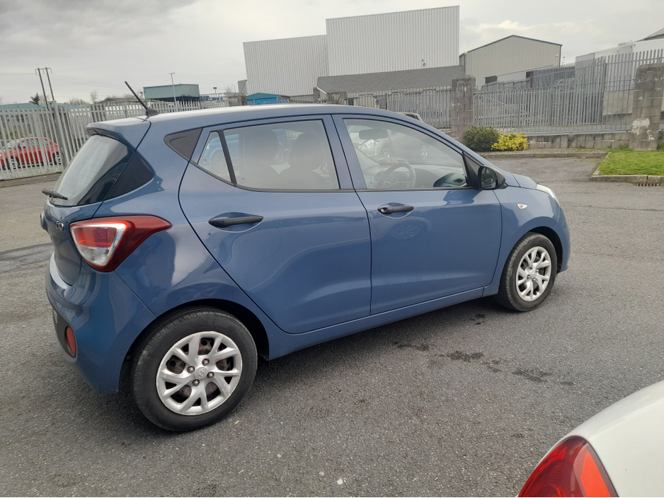 2018 Hyundai i10 - image 5