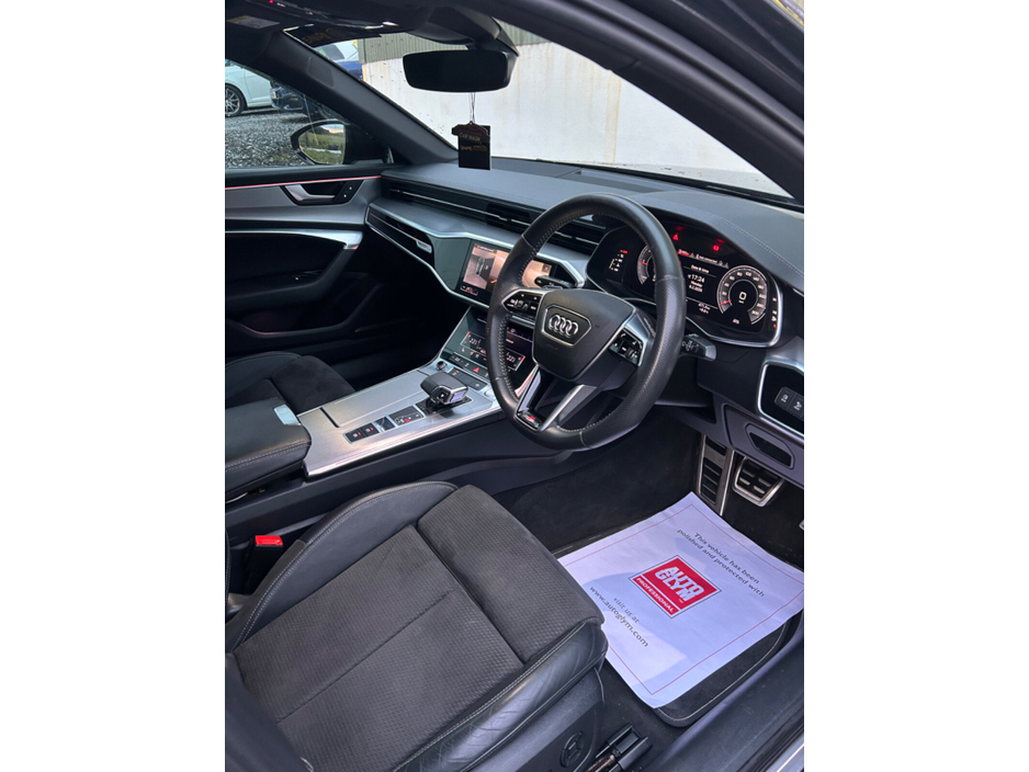 2020 Audi A6 - image 17