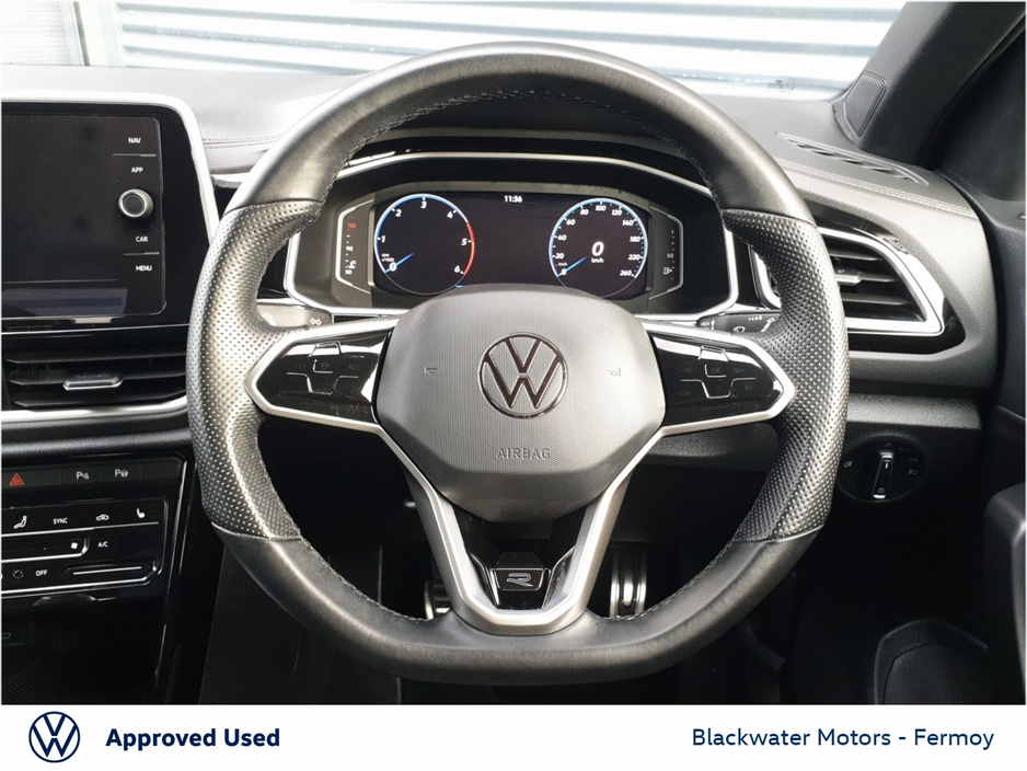 2023 Volkswagen T-Roc 2.0TDI 116BHP R-LINE WITH REAR VIEW CAMERA AND WINTER PACK €31,950