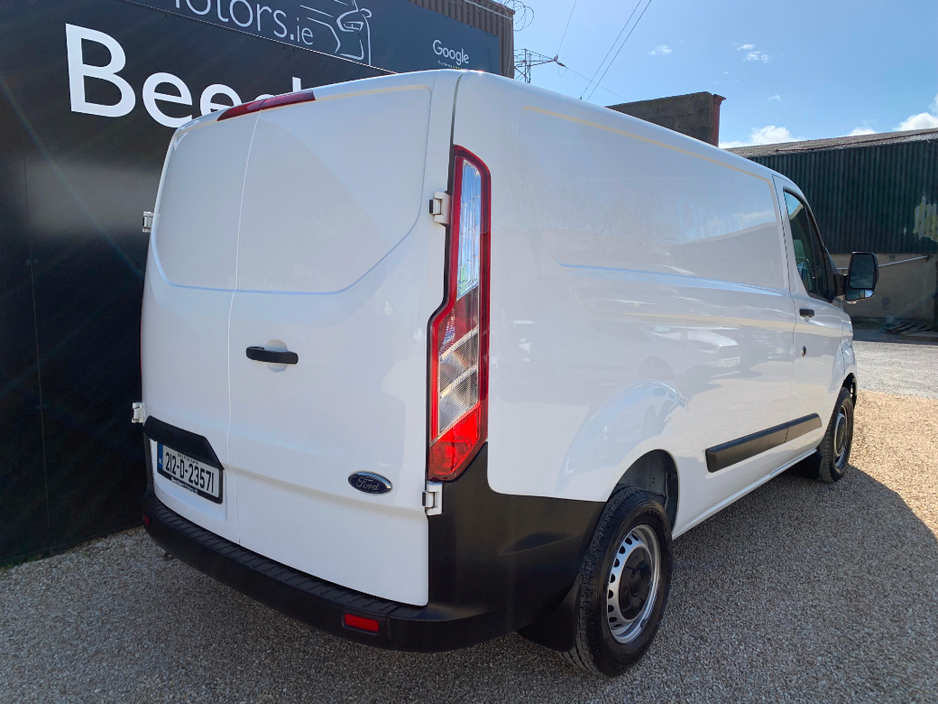 2021 Ford Transit Custom - image 3