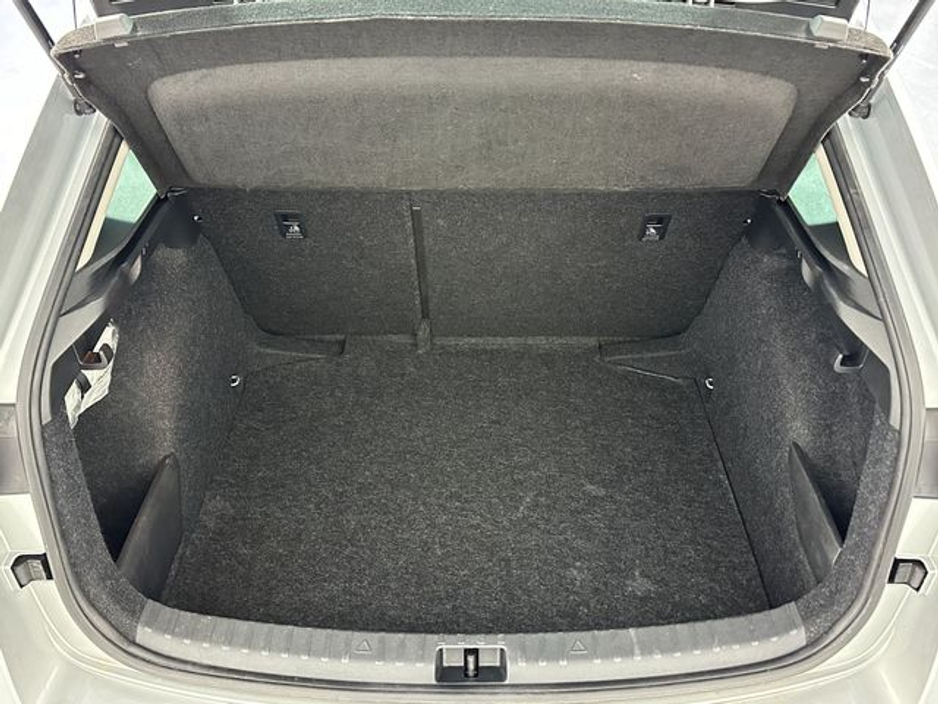 2022 Skoda Scala - image 27