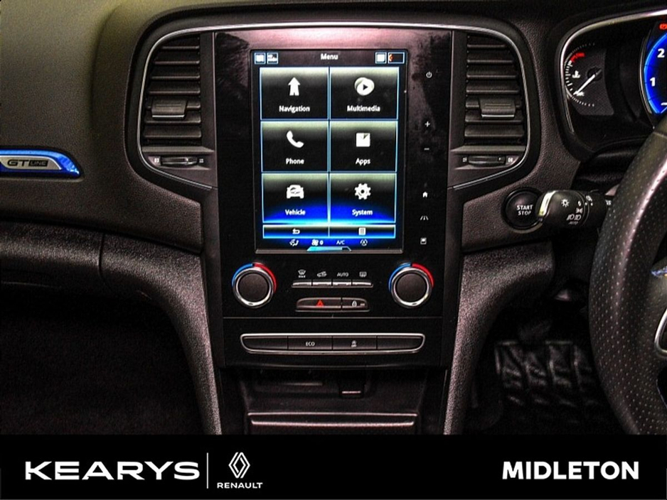 2020 Renault Megane - image 21