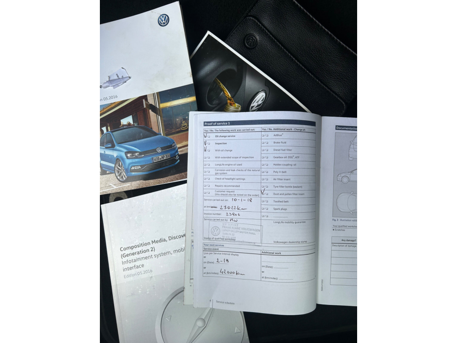 2017 Volkswagen Polo - image 18