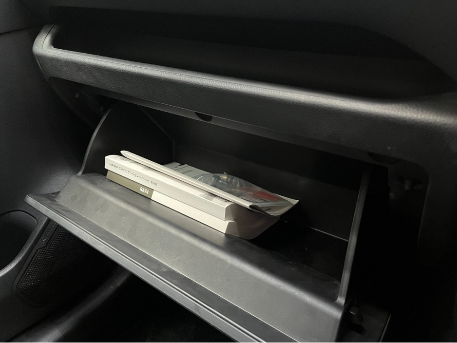 2020 Toyota Rav4 - image 16