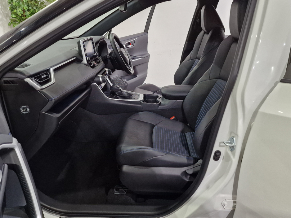 2022 Toyota Rav4 2.5 HYBRID SPORT AUTOMATIC **ORIGINAL IRISH CAR / APPLE CARPLAY / ACTIVE RADAR CRUISE CONTROL / ELECTRIC BOOTLID / FRONT & REAR PARKING ASSIST / HEATED FRONT SEATS / SAT NAV / REVERSE CAMERA** €38,450