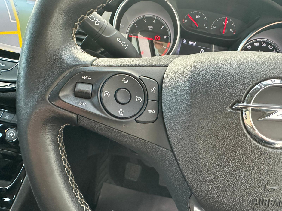 2018 Opel Astra - image 23