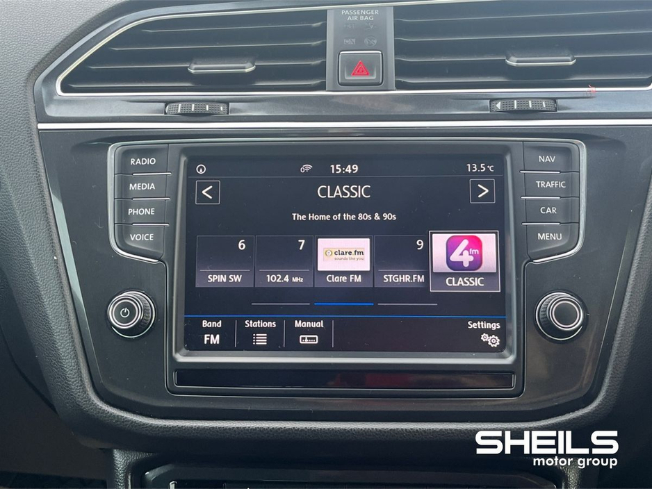 2017 Volkswagen Tiguan - image 15