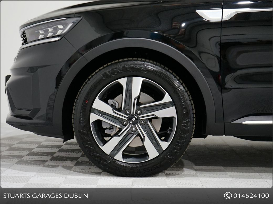 2024 Kia Sorento - image 10