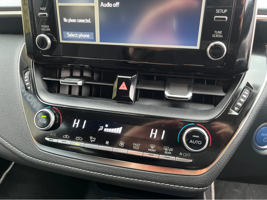 2023 Toyota Corolla LUNA HATCHBACK AUTOMATIC 1.8 PETROL //LOW MILES//REVERSE CAMERA//ADAPTIVE CRUISE CONTROL//CARPLAY// €24,950