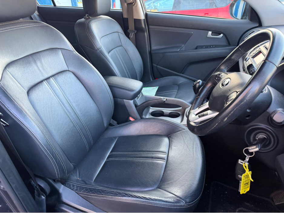 2015 Kia Sportage - image 11