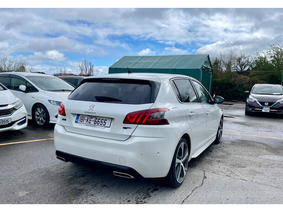 2018 Peugeot 308 - image 6
