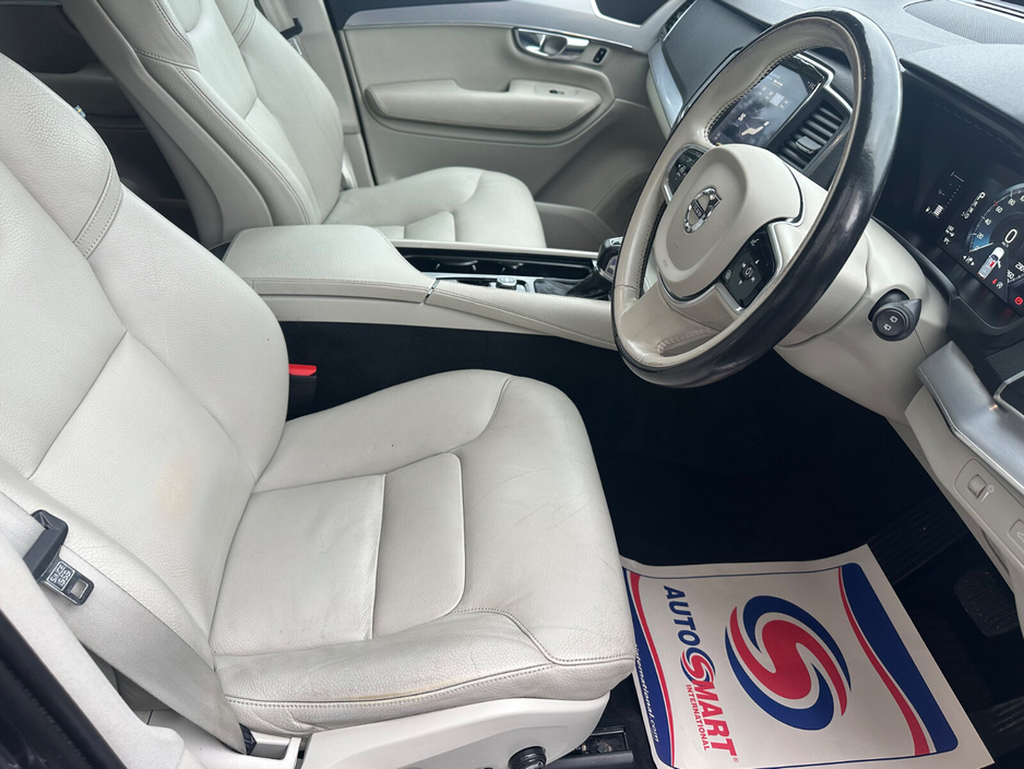 2017 Volvo XC90 D5 (235hp) AWD Momentum Geartronic