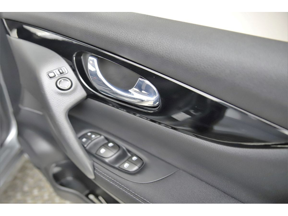 2018 Nissan Qashqai 1.5 DSL SV 6SPD *PANORAMIC ROOF*REVERSE CAM*SAT NAV* €14,490