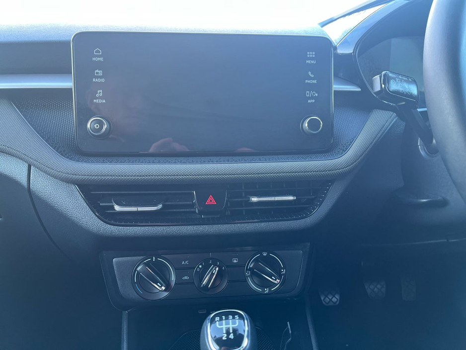 2025 Skoda Fabia - image 8