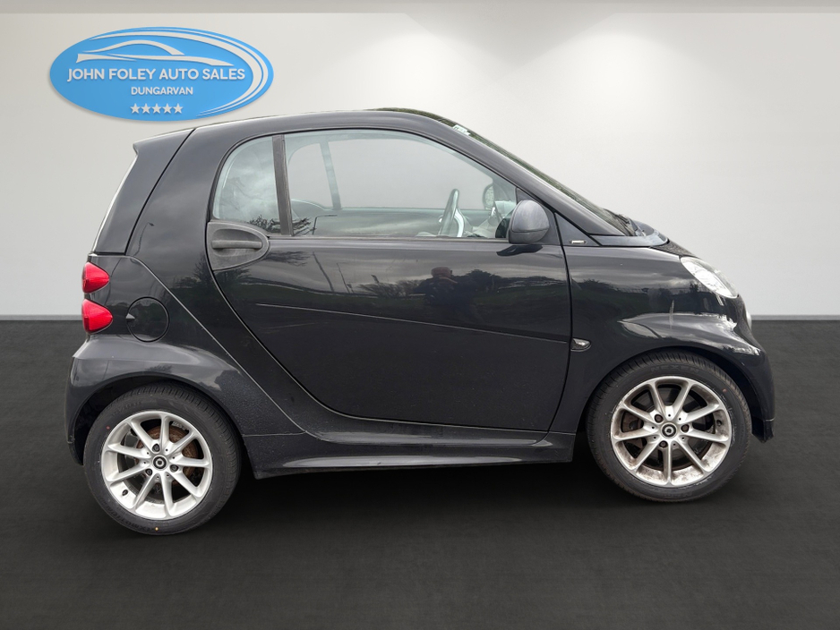 2013 Smart Fortwo - image 4