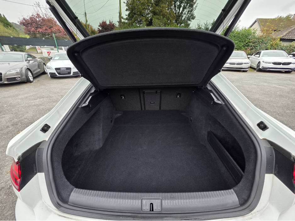 2018 Volkswagen Arteon ( 182 ) R-LINE EDITION 2.0 TSI 280BHP LOW ROAD TAX  360 CAM BEST RADIO-NAV VIRTUAL COCKPIT ALL ASSISTANCE €26,500