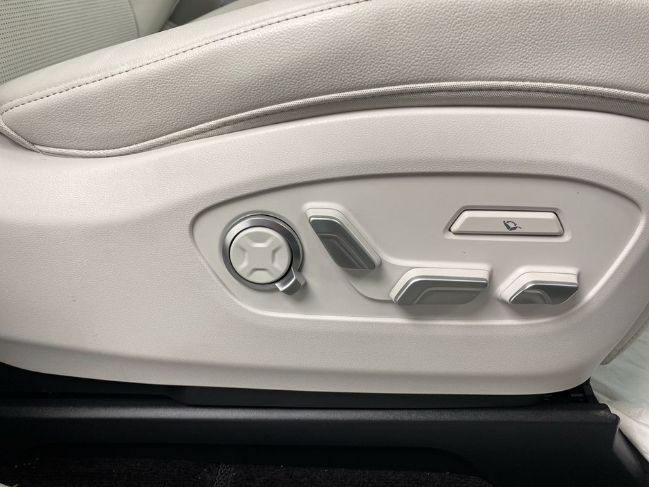 2025 Hyundai Ioniq 9 - image 35