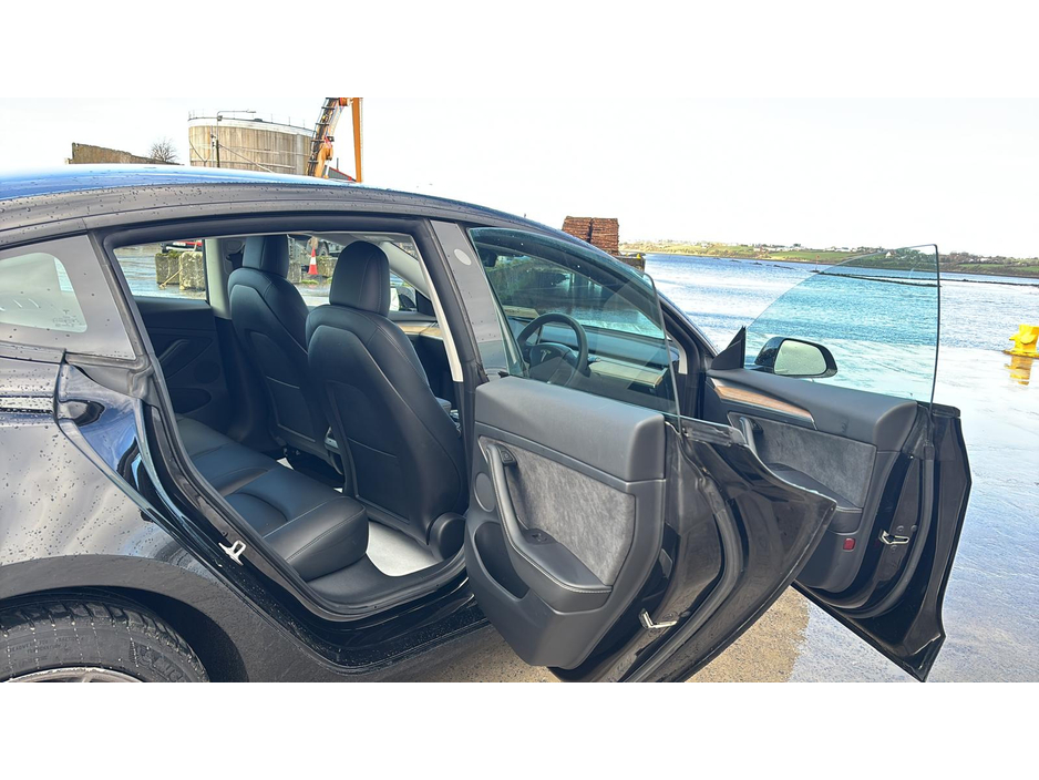 2021 Tesla Model 3 - image 11