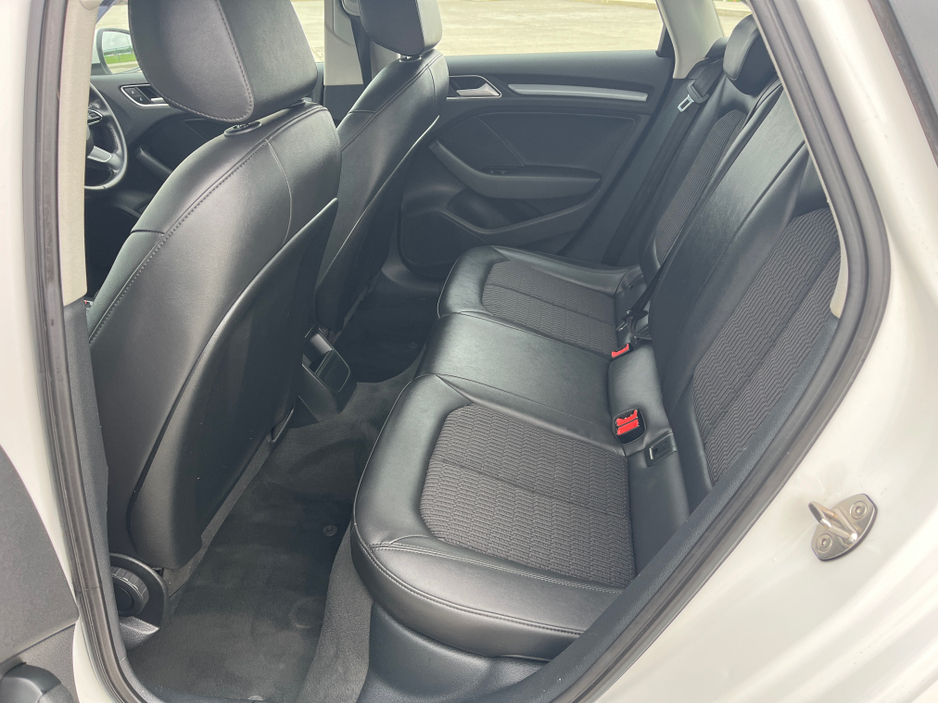 2016 Audi A3 - image 10
