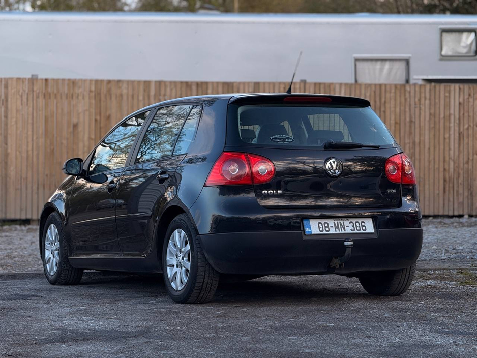 2008 Volkswagen Golf - image 20
