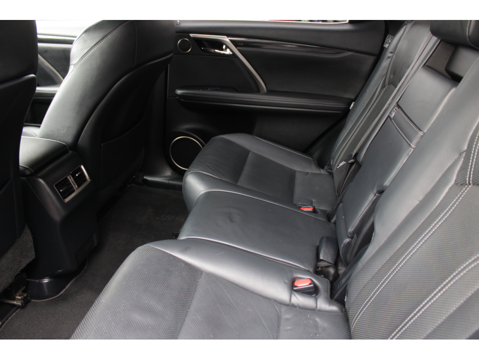 2019 Lexus RX 450hL - image 23