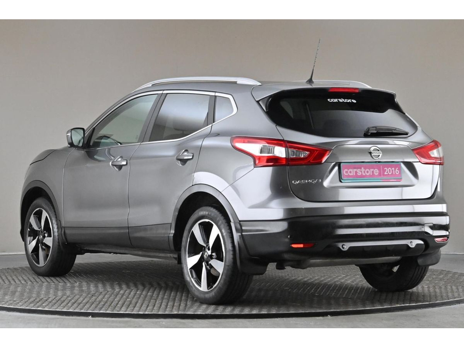 2016 Nissan Qashqai - image 7