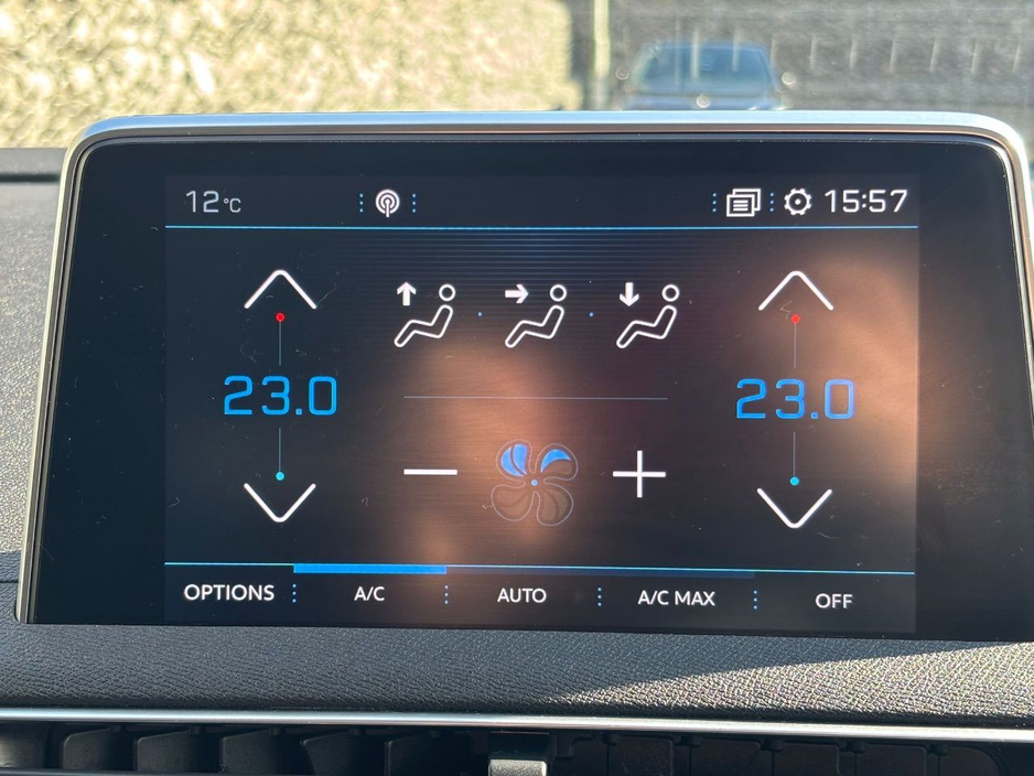 2019 Peugeot 3008 - image 14