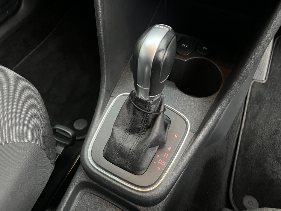 2015 Volkswagen Polo AUTOMATIC 1.2 PETROL //HIGH SPEC//LOW MILES//REVERSE CAMERA//ADAPTIVE CRUISE CONTROL// €10,950