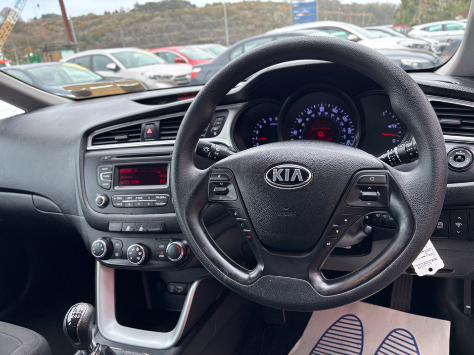 2016 Kia Ceed - image 6