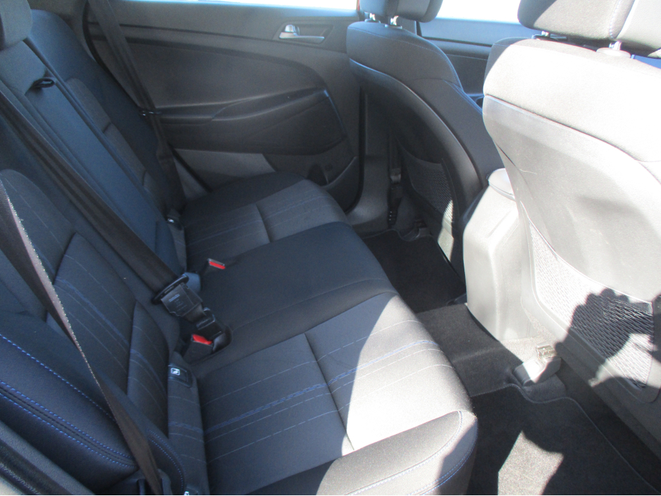 2016 Hyundai Tucson - image 7